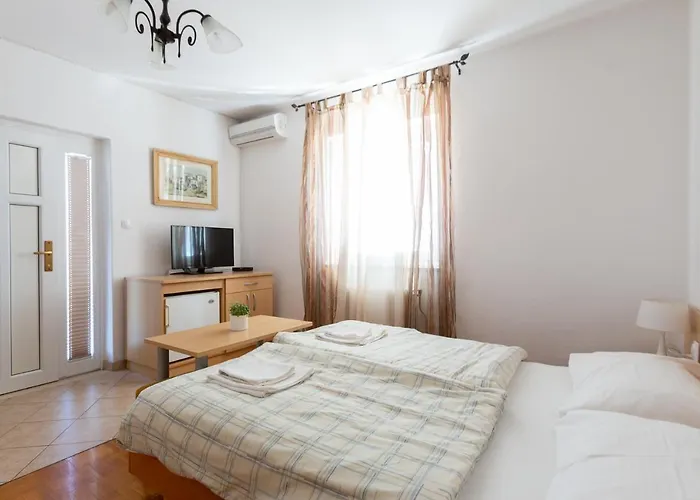 Apartments And Rooms Jeselnik